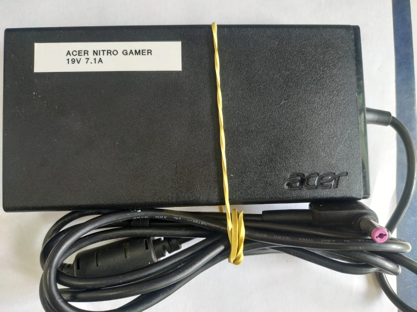 ACER NITRO 19V 7.1A 135W - ACER GAMER