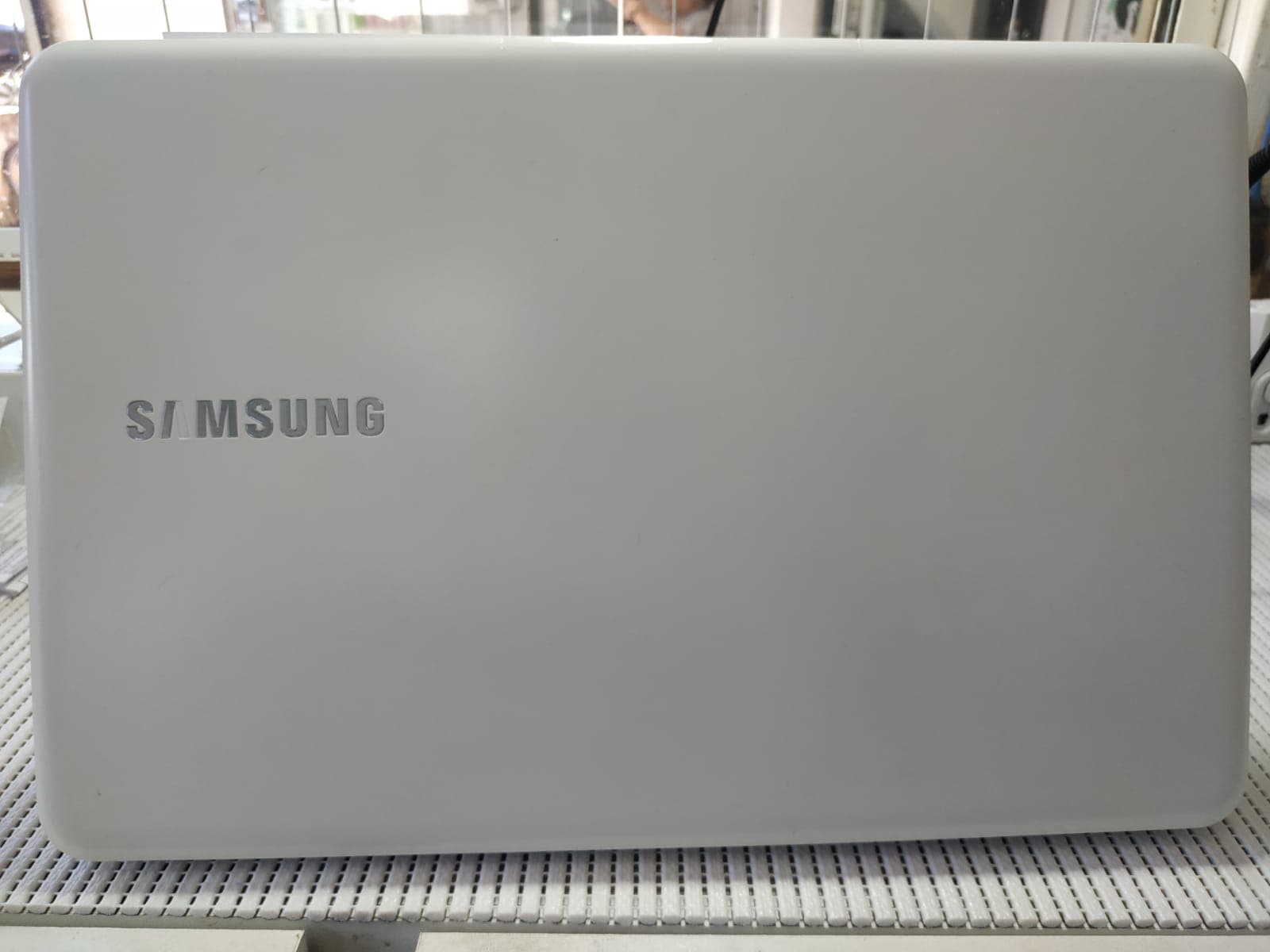 SAMSUNG NP350X - foto 1