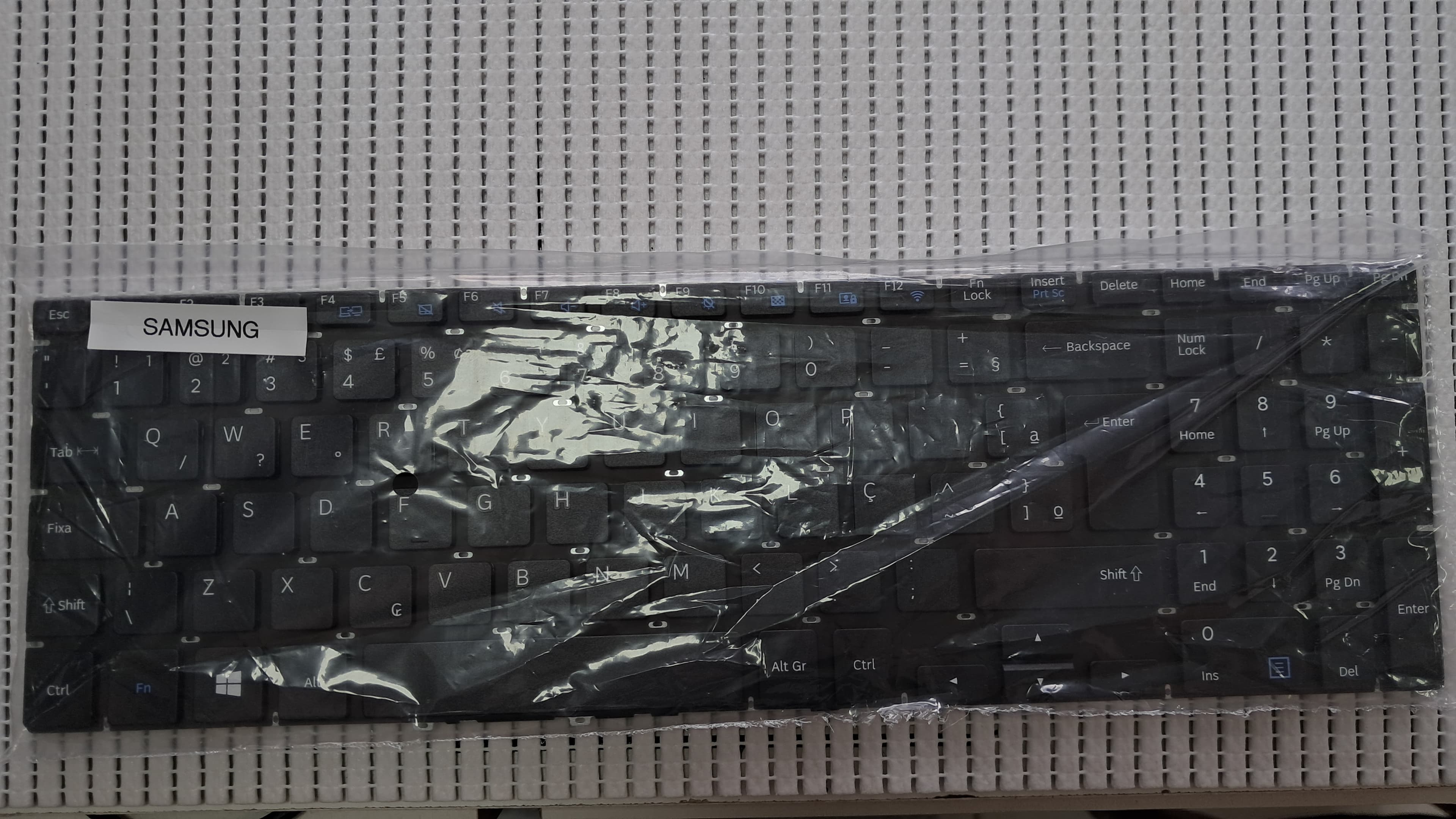 Teclado - Samsung Expert X41 NP300E5K - foto 1