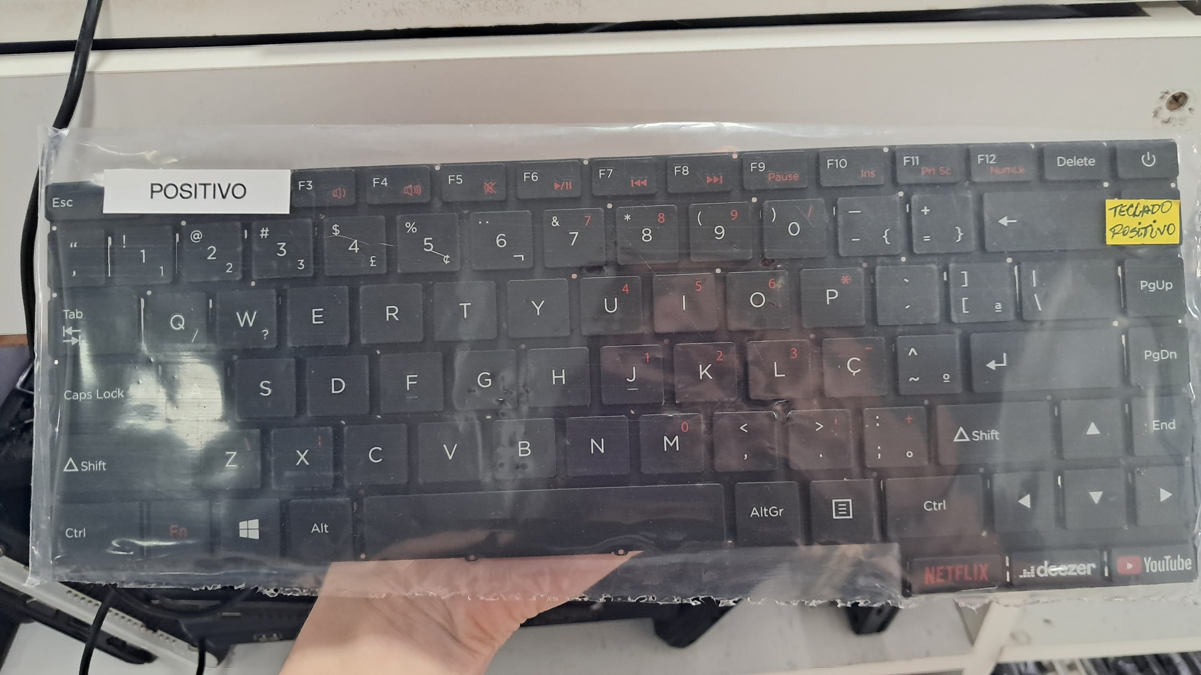 Teclado - Positivo Motion C4128d C4128di - foto 1