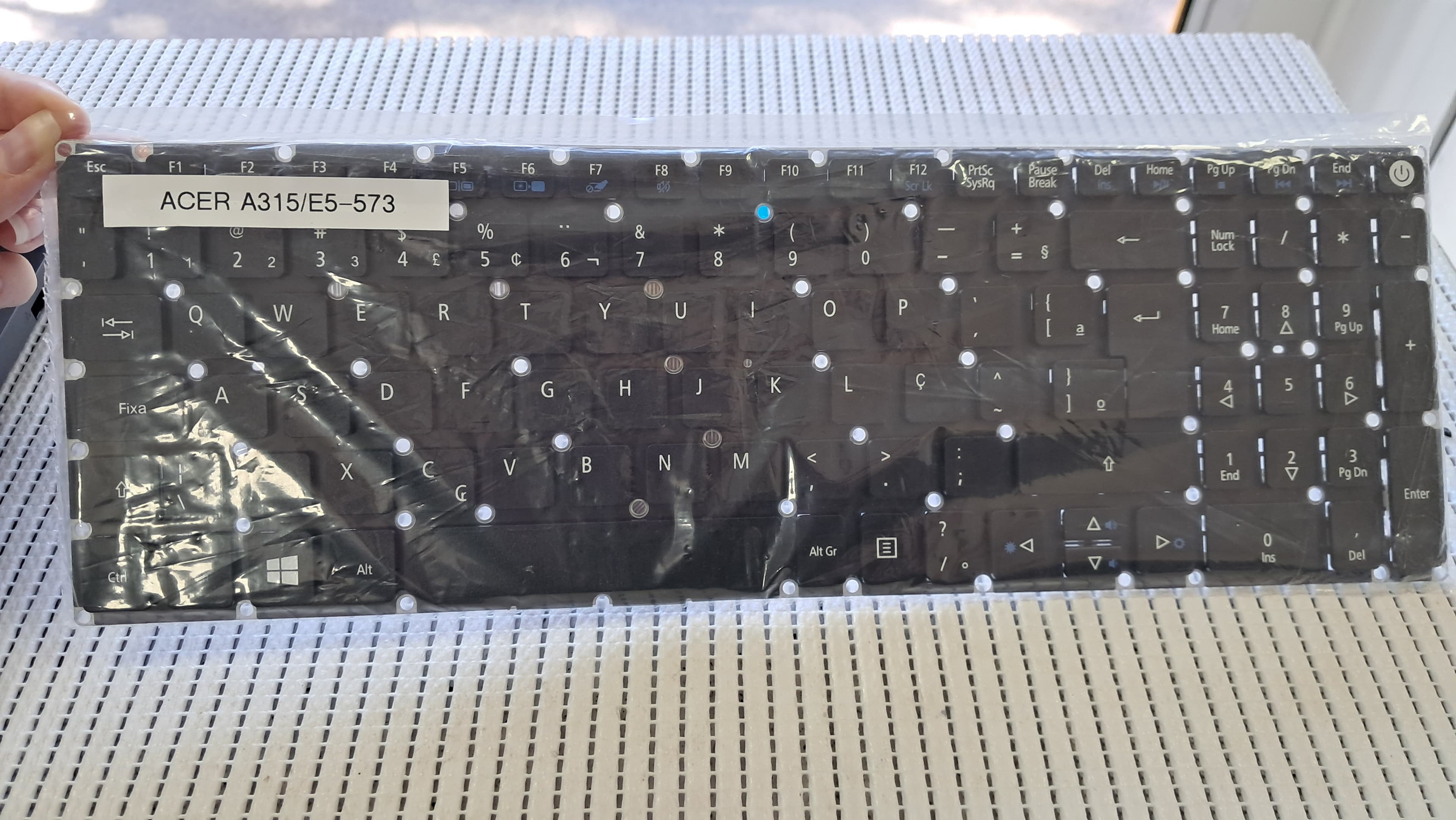 Teclado - TECLADO ACER A315 E5-573 - foto 1