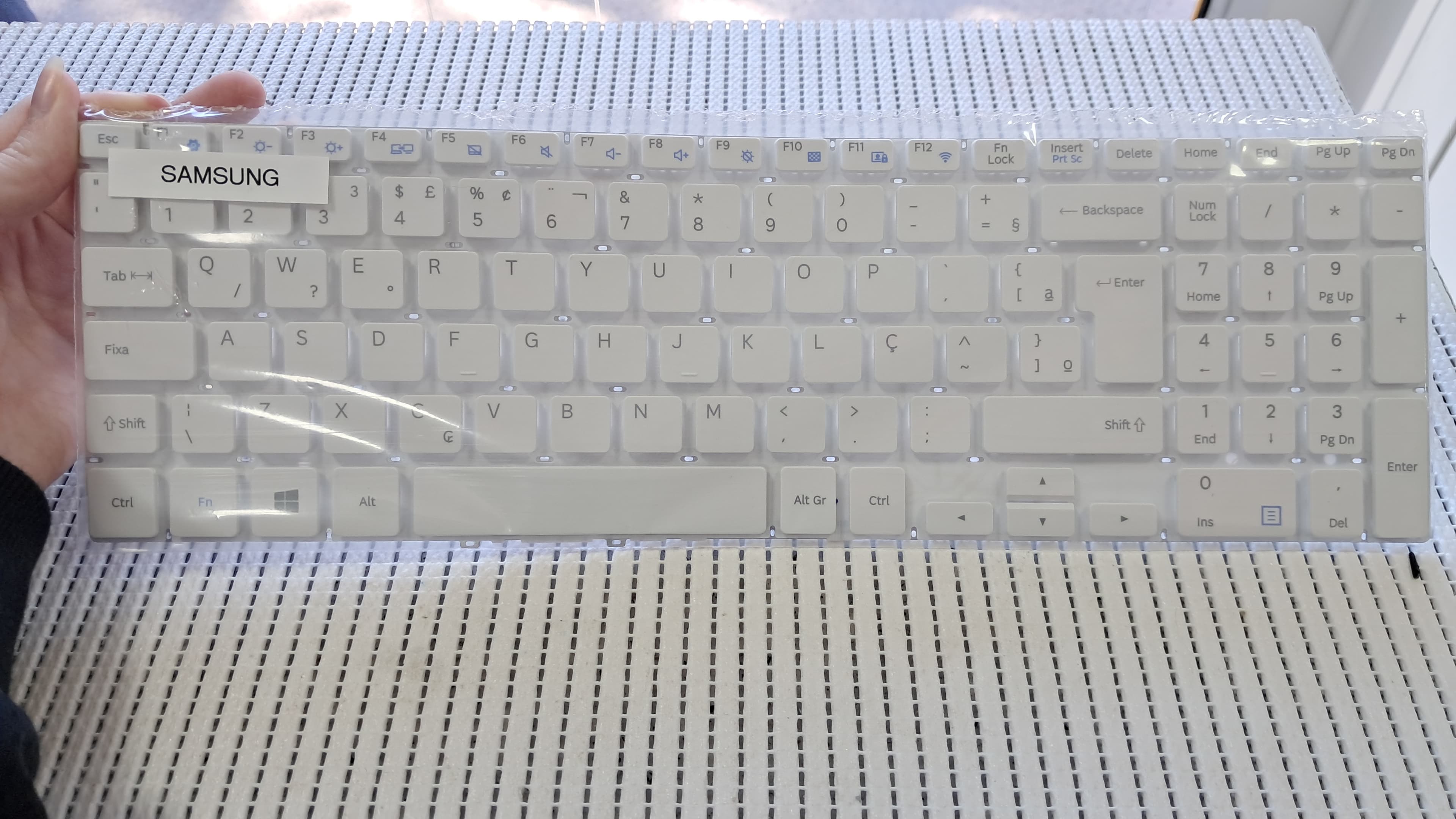 Teclado - TECLADO SAMSUNG EXPERT X41 NP300E5K - foto 1